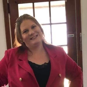 Meet your Posher, Lynsey